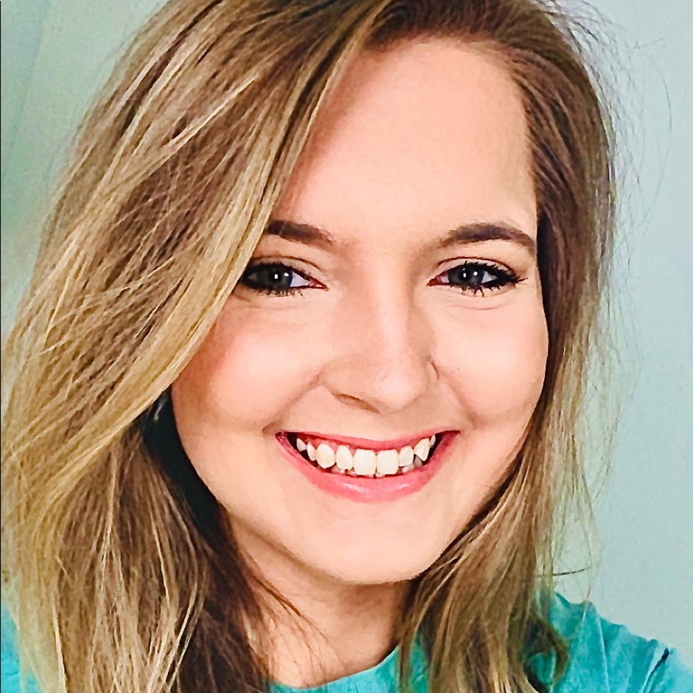 Meet your Posher, Rebekah